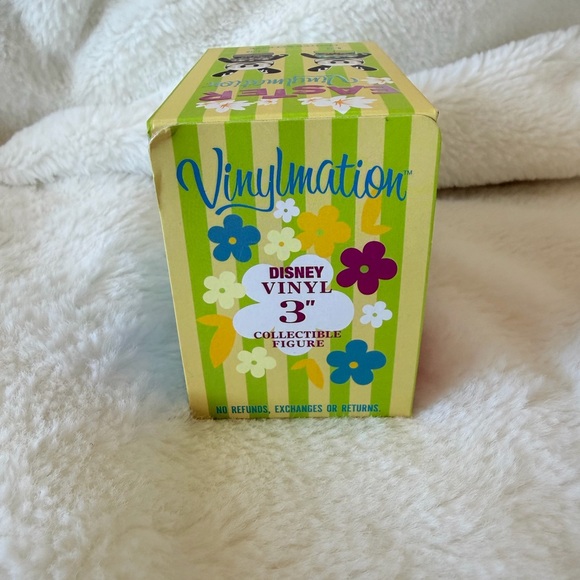 Disney Vinylmation Easter 2014 Oswald - Egg - Floral - Spring - Picture 9 of 10